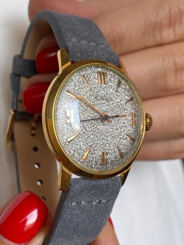 Montre rare raketa - montre, texturé