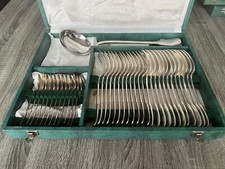 Argenterie Ménagère 37 Pieces Métal Argenté Ravinet D Enfer Demi Coquille