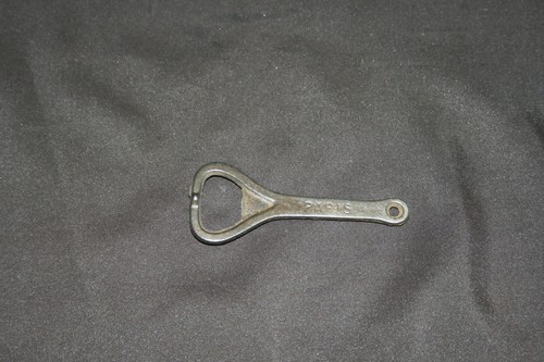 Décapsuleur ancien - ,