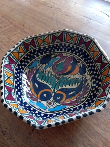 Plat faience emaillee - ,