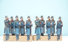 Lot 6 :  rare soldats gendarmes infanterie suisse en carton découpis militaire