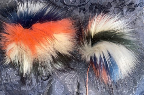 Pompon fourrure - en, fourrure,