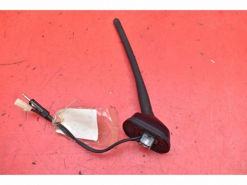Peugeot 4008 2013 antenne gps - peugeot,