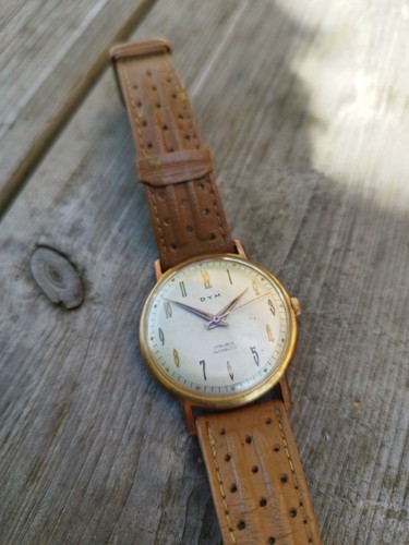 Montre mécanique dym rubis - 17,