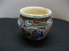 Beau petit pot type cache-pot