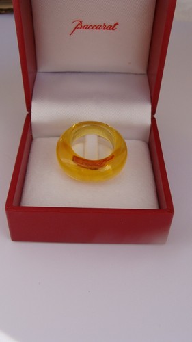 Très belle bague cristal