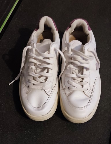 Paire baskets veja - paire,