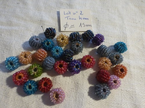 Lot 30 perles - 2,