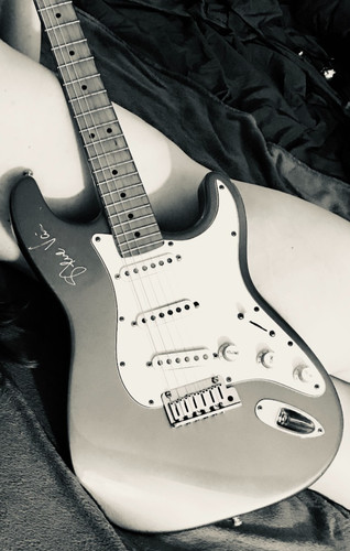 Vends guitare fender - vends,