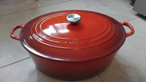 Cocotte fonte ovale rouge - fonte,