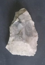 Silex biface taillé d'origine