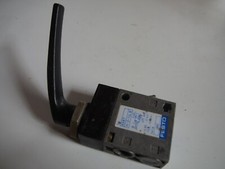 Distributeur pneumatique FESTO