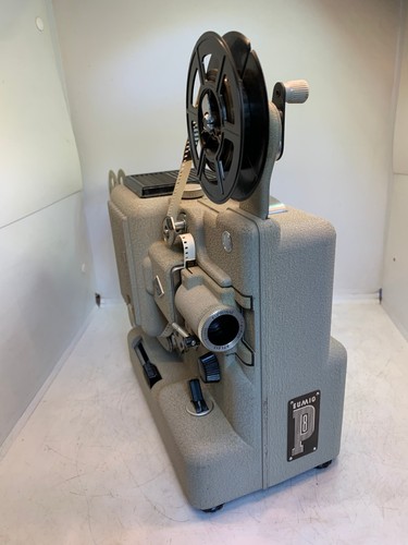 Ancien projecteur marque - de,