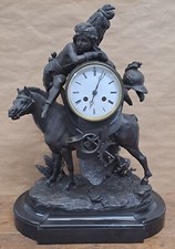 Ancienne horloge de table S