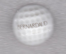 Pin's Maison BERNARDAUD Porcelaine de Limoges