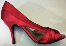 URBAN ESCARPINS  TALONS AIGUILLES 9 CM T 40