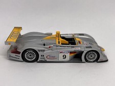 AUDI R8S #9 2000  24H DU MANS