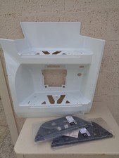 CAISSON D'EMMARCHEMENT BAS DROITE AVEC PRIMAIRE MERCEDES ACTROS MP4