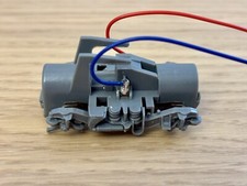 MEHANO bogie avant nu avec ses 2 lamelles de contact de motrice de TGV - HO 1/87