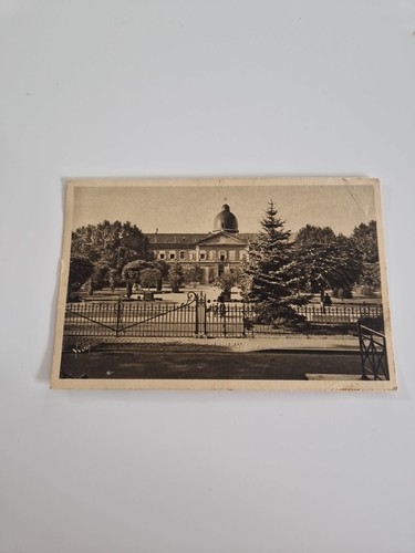 Macon square la paix - -,