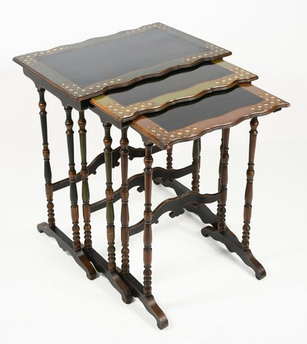Set hand lacquered - 3,