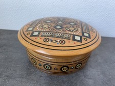 ancienne boite en bois marqueterie perles Fantaisie ethnique deco