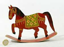 ANCIEN CHEVAL A BASCULE EN TÔLE PEINTE, Inde, 20 cm