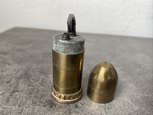 Ancien briquet douille - douille, art