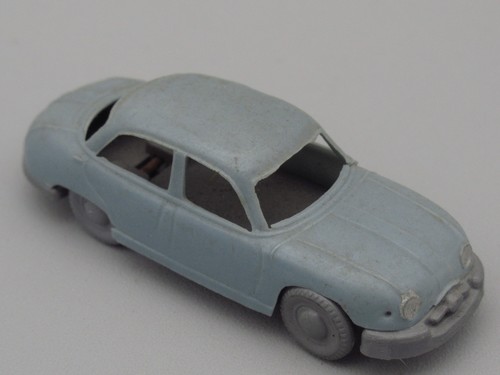 Voiture panhard dyna grise - dyna,