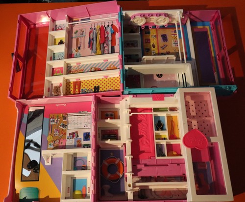 Lot poupées accessoires - lot,
