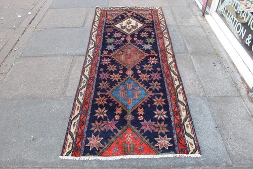 Tapis oriental vintage fait - tapis,