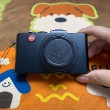 Leica D-LUX 5 Digital Camera
