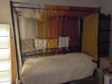 Banquette Lit 90x200 baldaquin métal noir, sommier et matelas, état impeccable 
