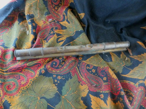 Ancien long niveau - ancien, outil