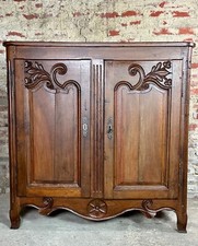 Buffet haut de style Louis XV en bois sculpté époque fin XVIII eme