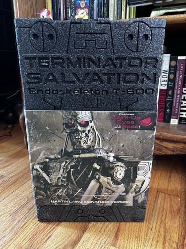 Hot toys terminator - hot, terminator: