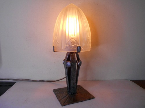 Ancienne lampe art déco pied