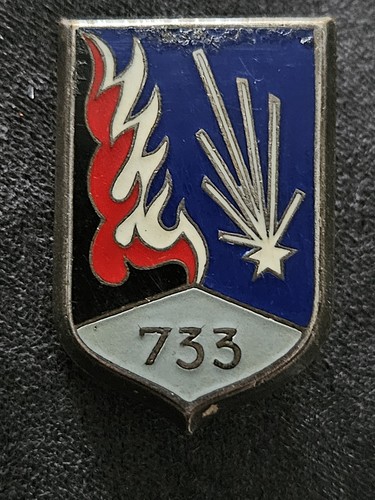 Insigne pucelle militaire - insigne,
