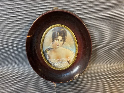 Ancien petit cadre - , en