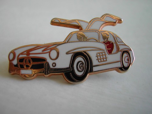 Pin daimler mercedes 300 - pin's,