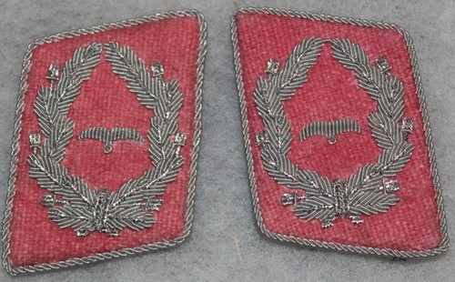 Patte col major génie - patte,