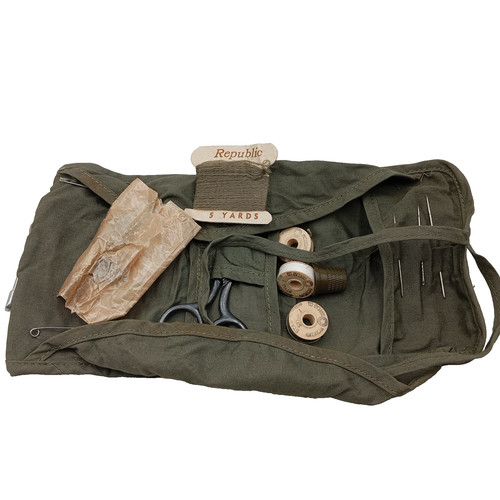 D24 trousse - d24/11/25,