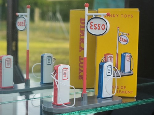 Dinky toys poste de - 49,