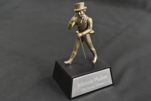 Figurine johnnie walker old - walker,