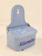 Boite d'allumettes en tole emaillée bleu SPHINX FILAKOVO