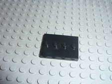 Socle support pour personnage