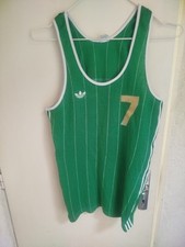 Maillot de basket vintage Adidas Ventec Courtelle vert 62 cm sur 40