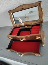 boite à bijoux en bois très ancienne, musicale avec danseuse