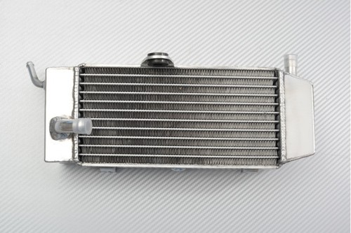 Radiateur eau gauche - gauche, en