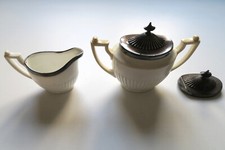 Sucrier et pot à lait en